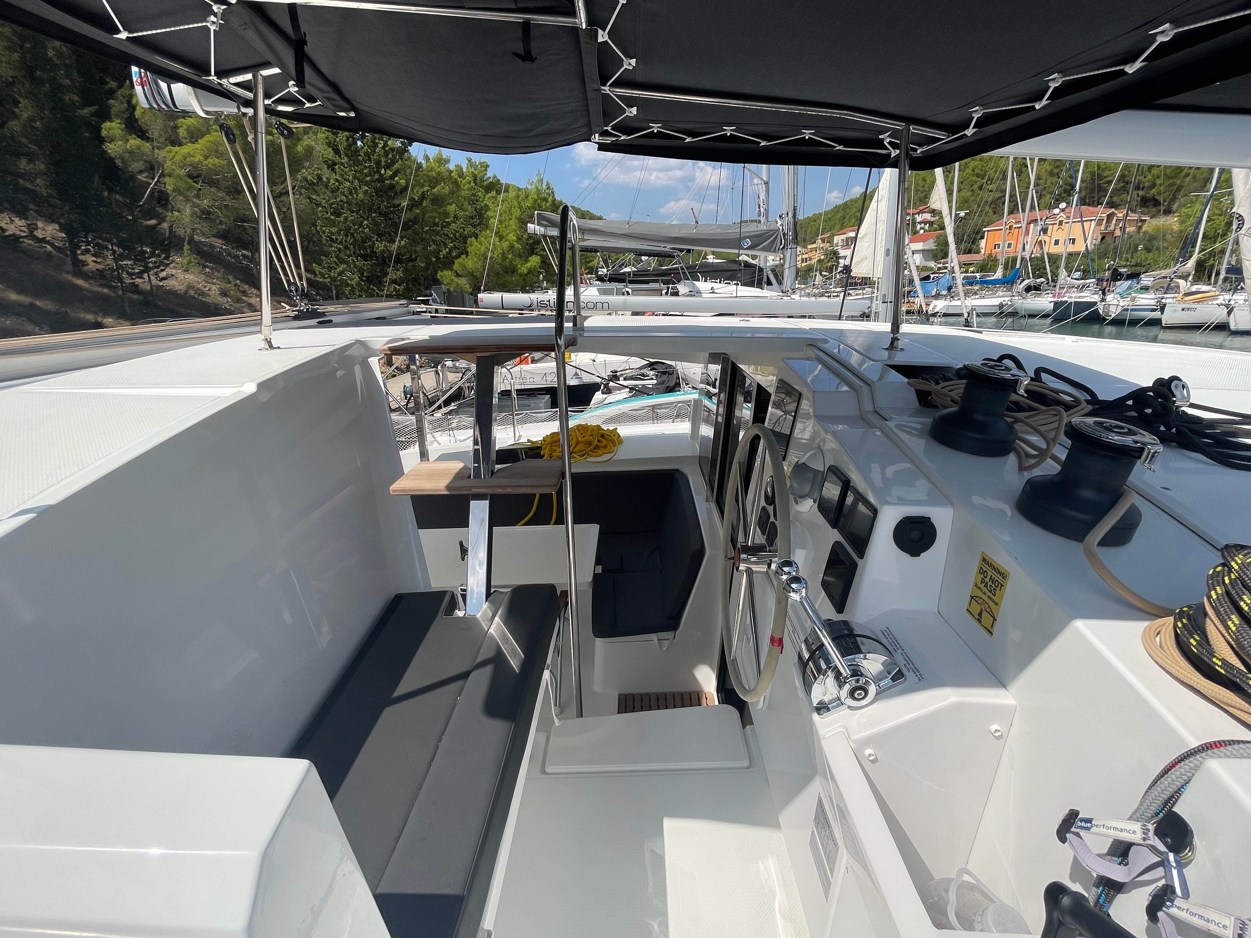 Fountaine Pajot Isla 40 | First Step