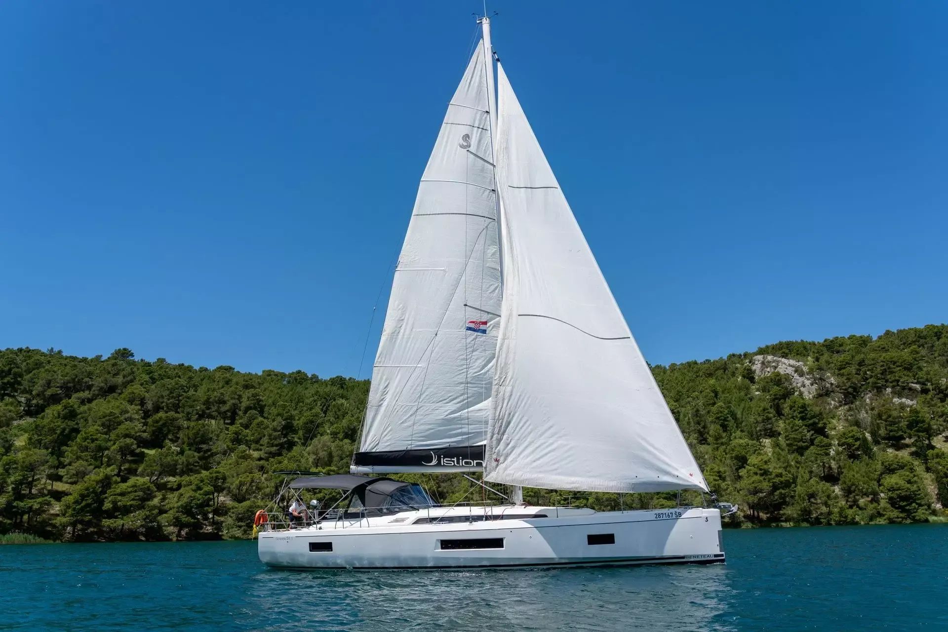 Beneteau Oceanis 51.1 | First Friendship