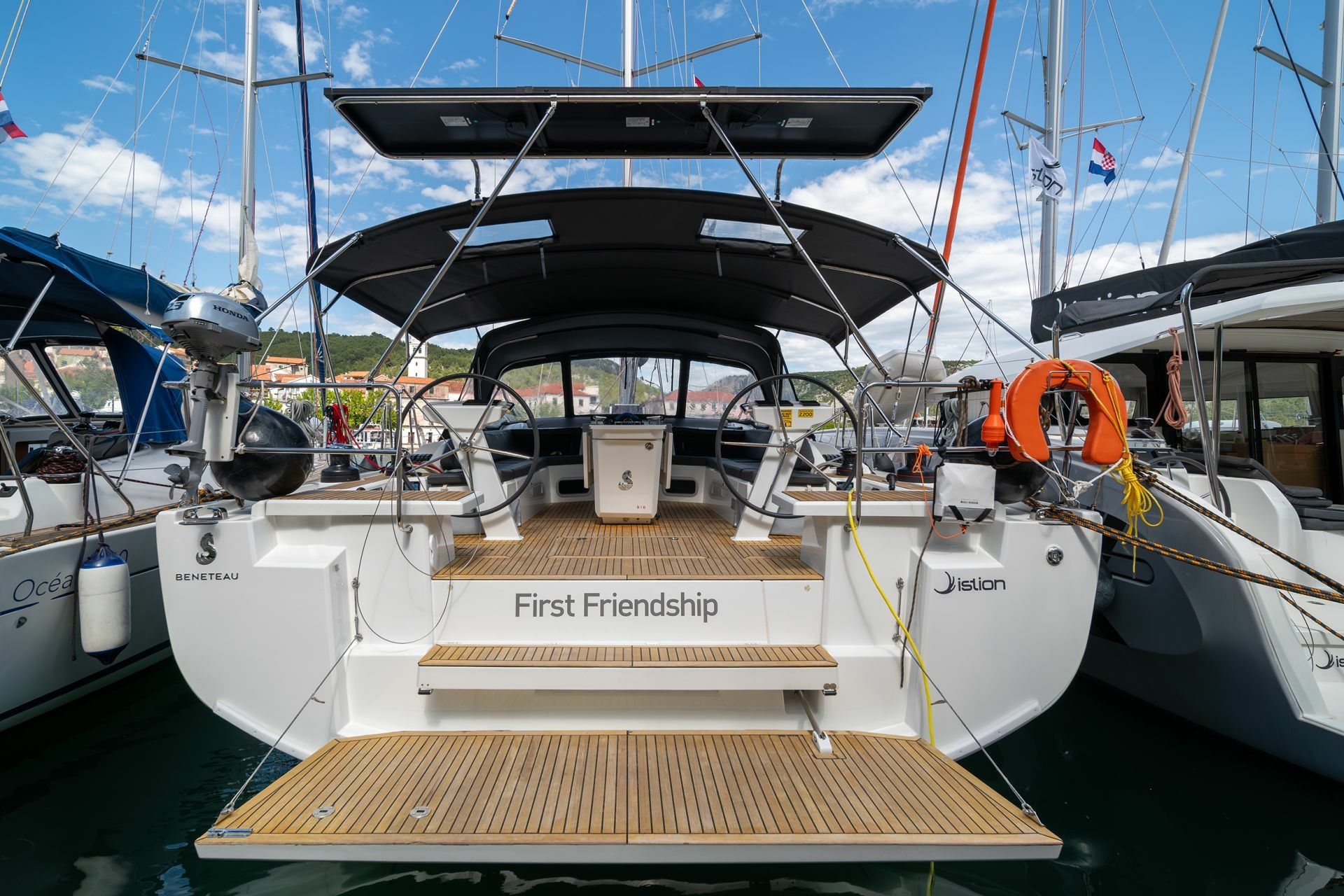 Beneteau Oceanis 51.1 | First Friendship