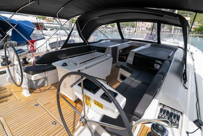 Beneteau Oceanis 51.1 | First Friendship