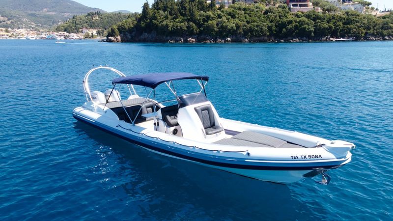 Cobra RIB Boat Royal | Tia