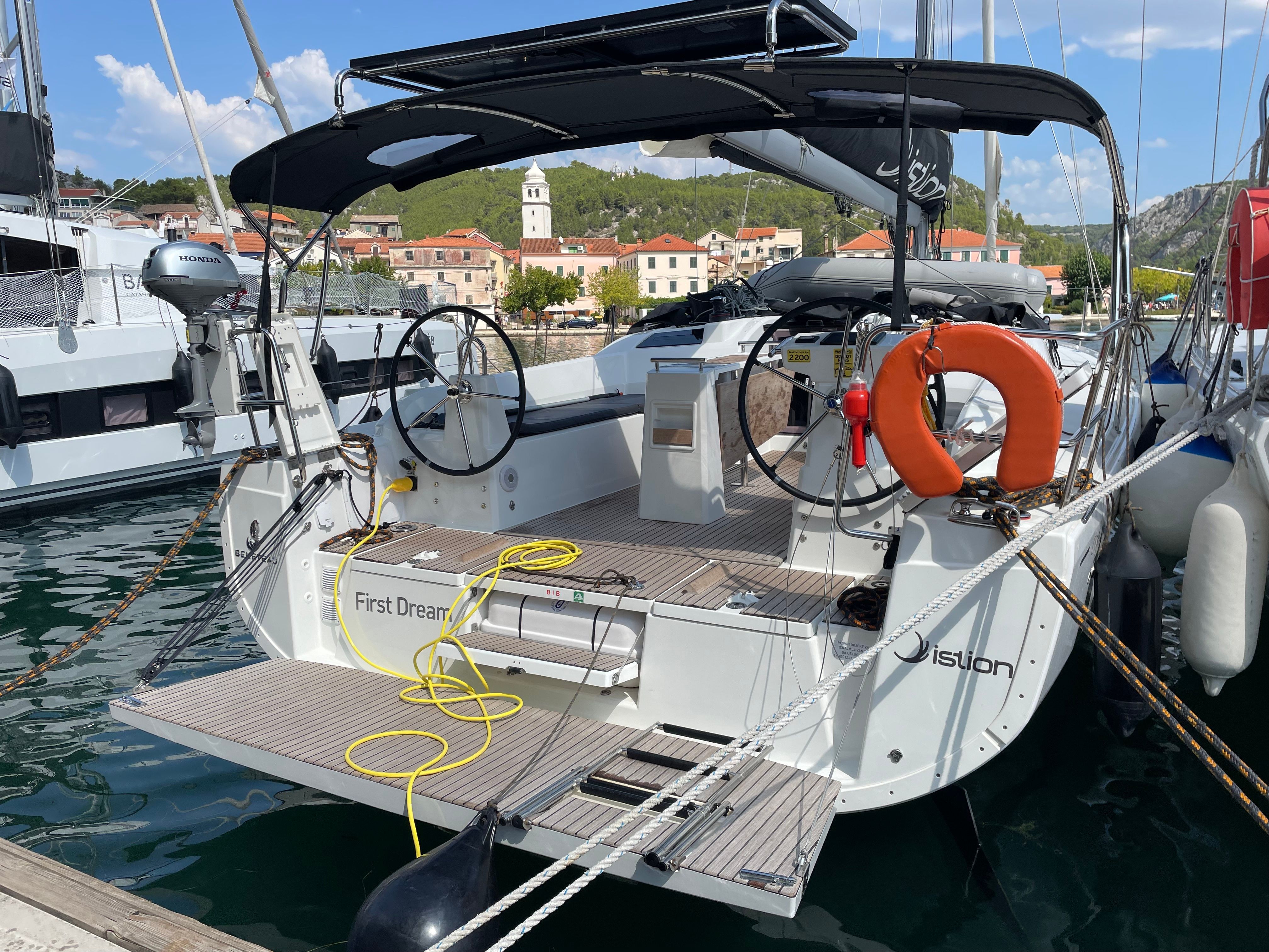 Beneteau Oceanis 37.1 | First Dream