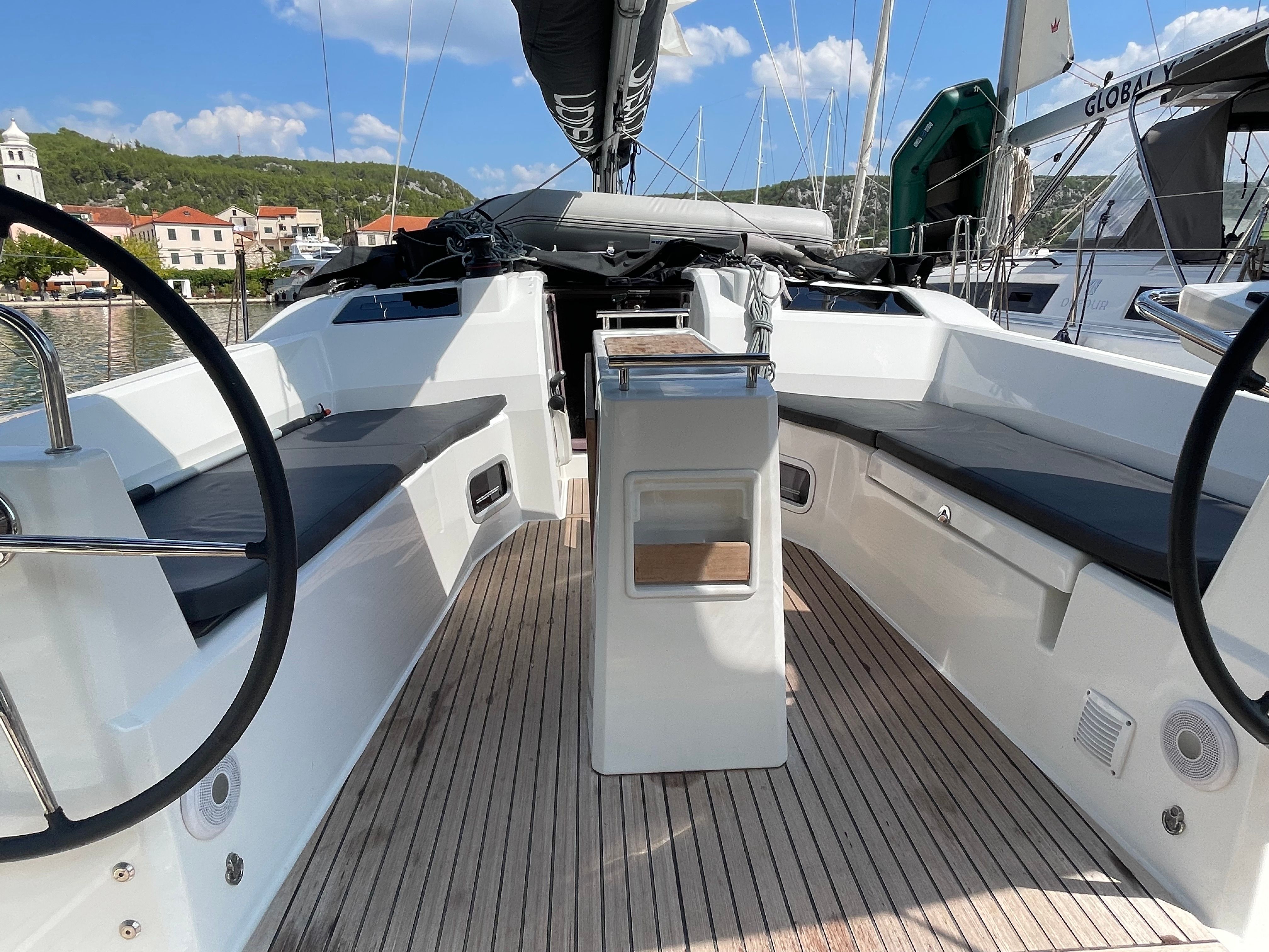 Beneteau Oceanis 37.1 | First Dream