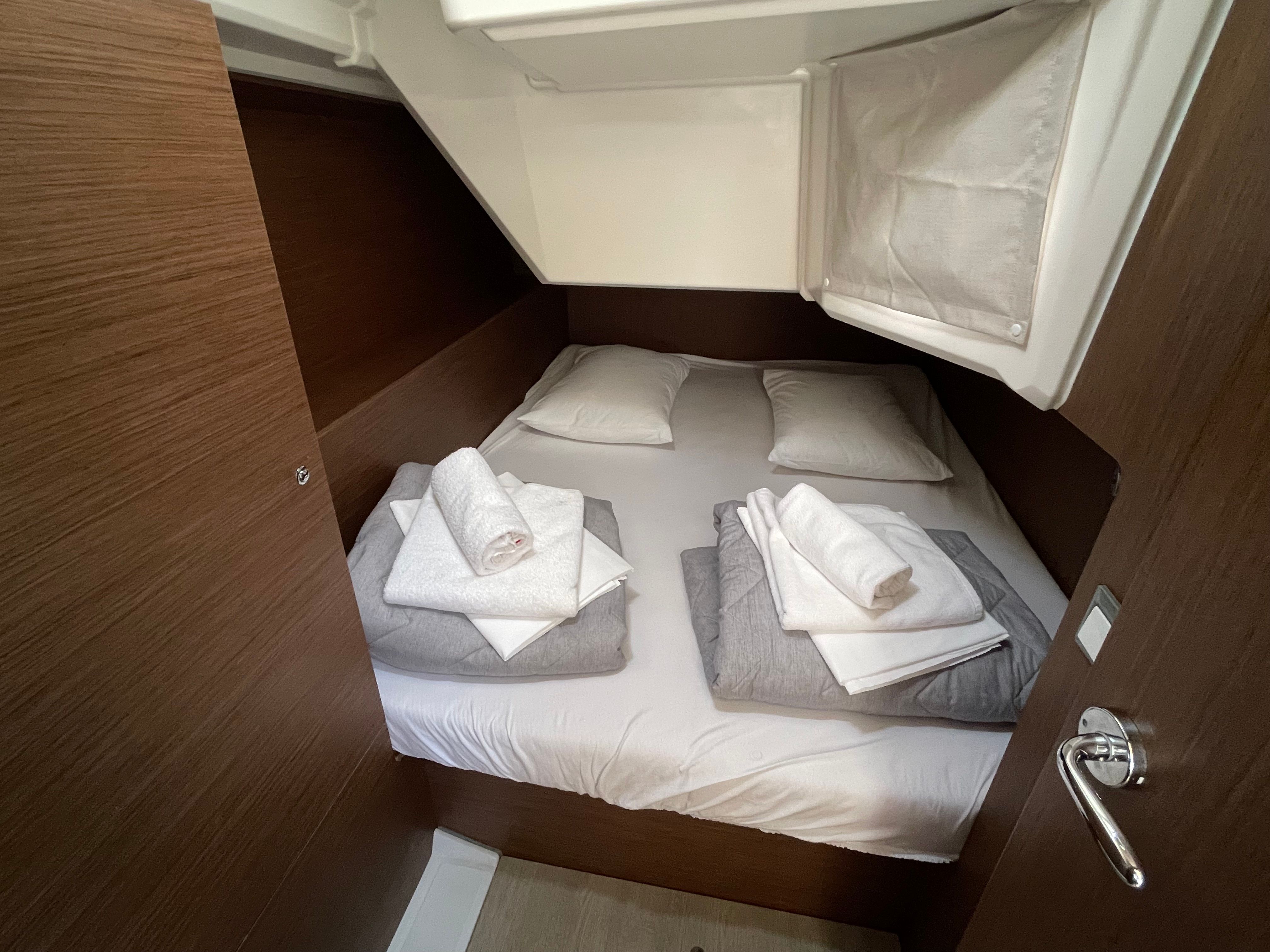 Beneteau Oceanis 37.1 | First Dream