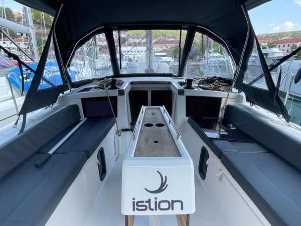 Dufour 37 | First Laugh