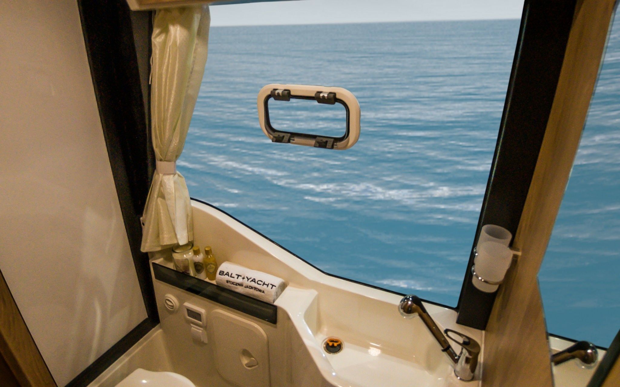 Sun Camper 35 Flybridge | 14