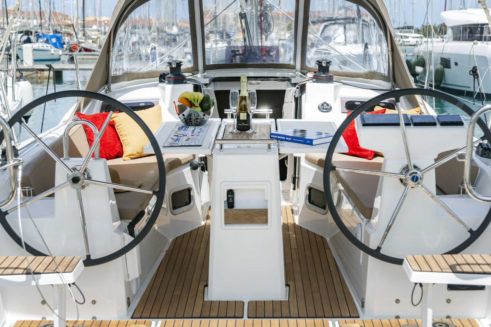 Beneteau Oceanis 34.1 | Pink Floyd