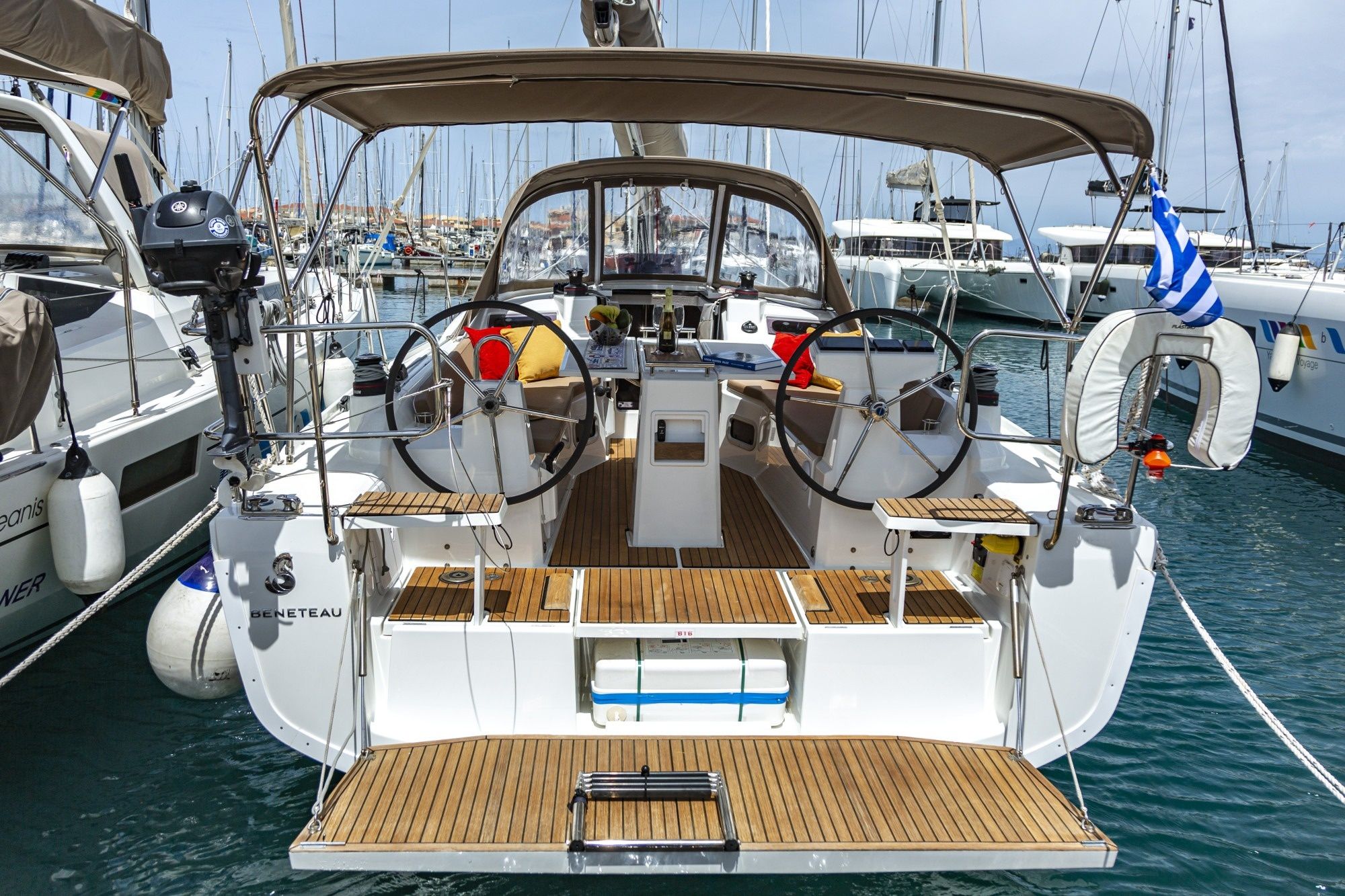 Beneteau Oceanis 34.1 | Pink Floyd