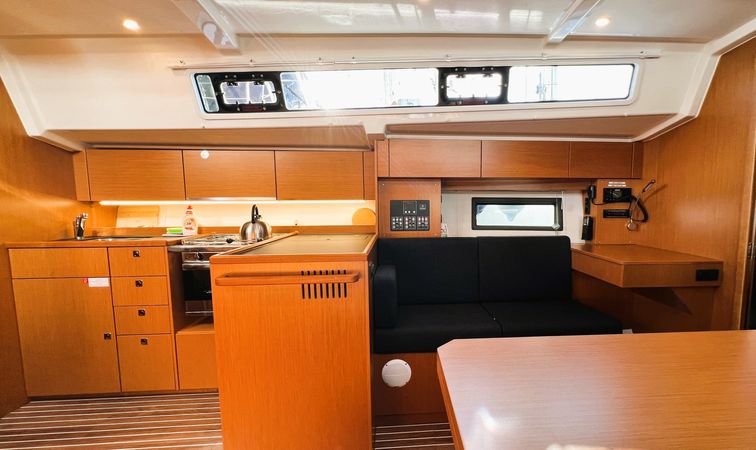 Bavaria C38 | Wind Dancer