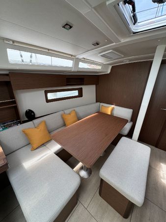 Beneteau Oceanis 37.1 | Bora Bora