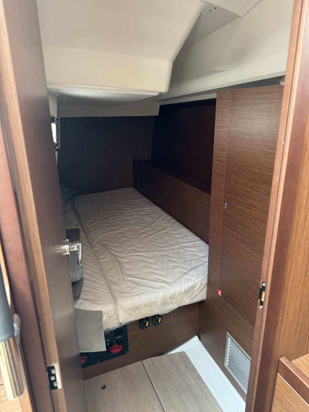 Beneteau Oceanis 37.1 | Bora Bora