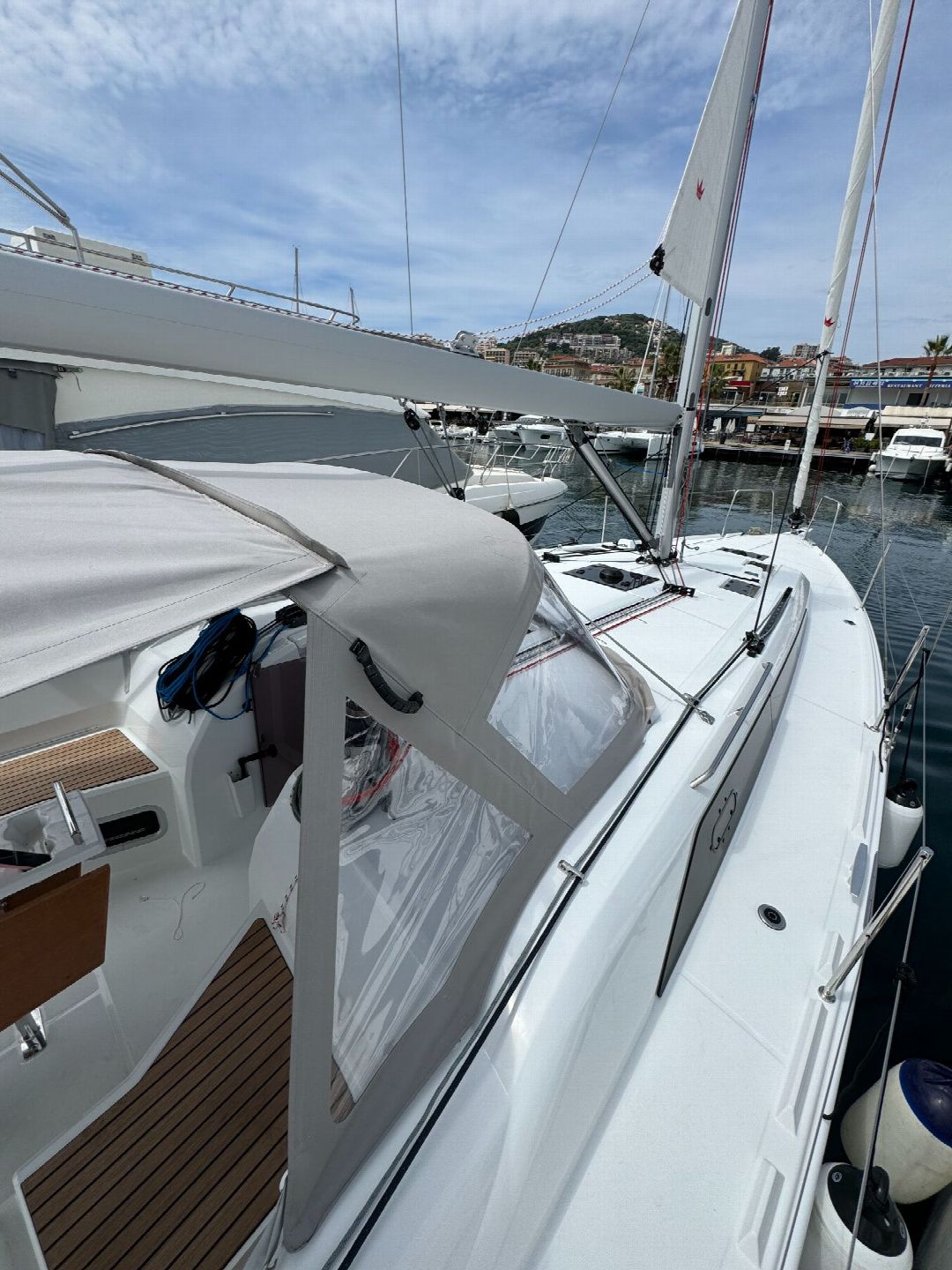 Beneteau Oceanis 37.1 | Bora Bora