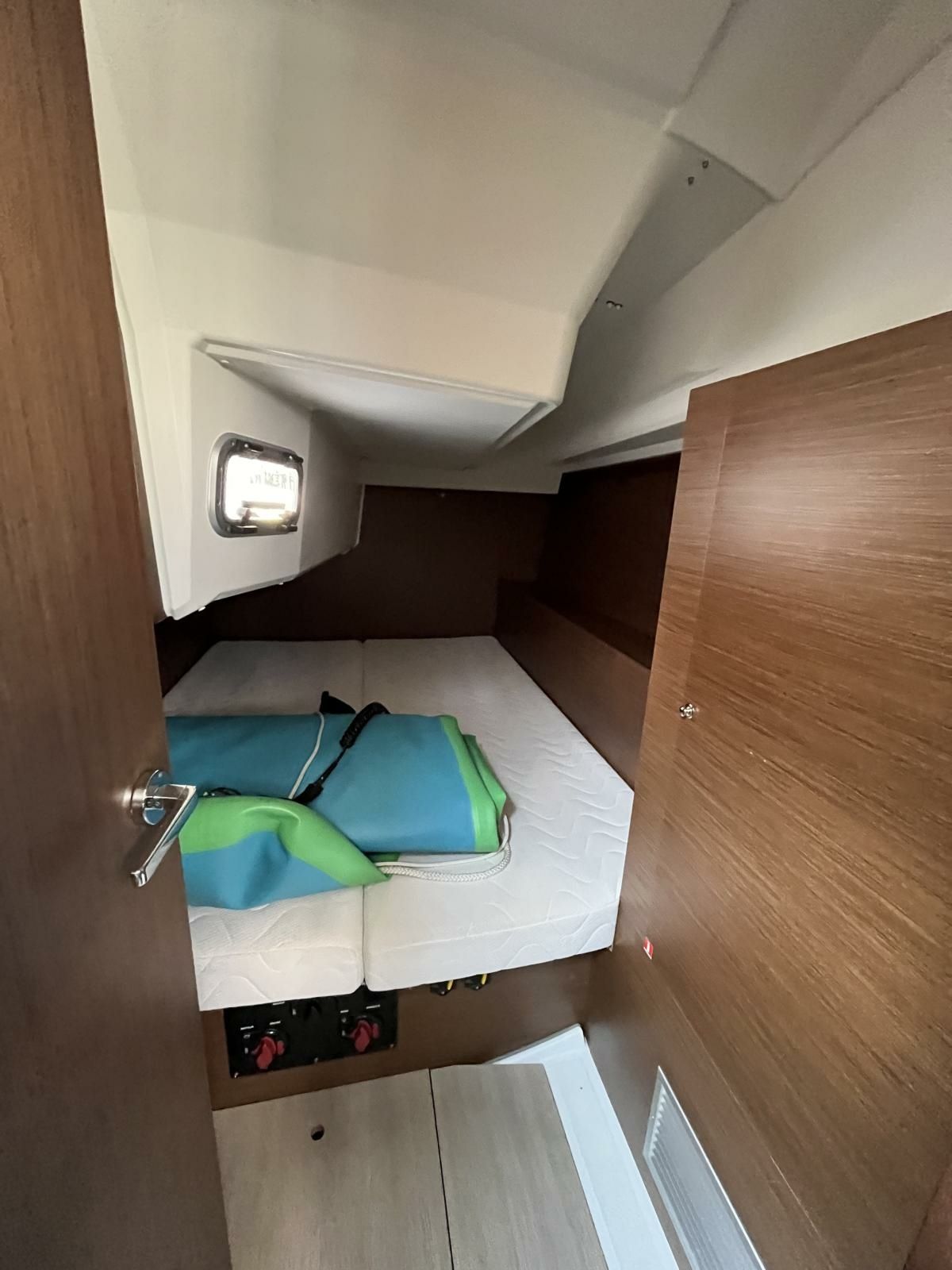 Beneteau Oceanis 37.1 | Bora Bora