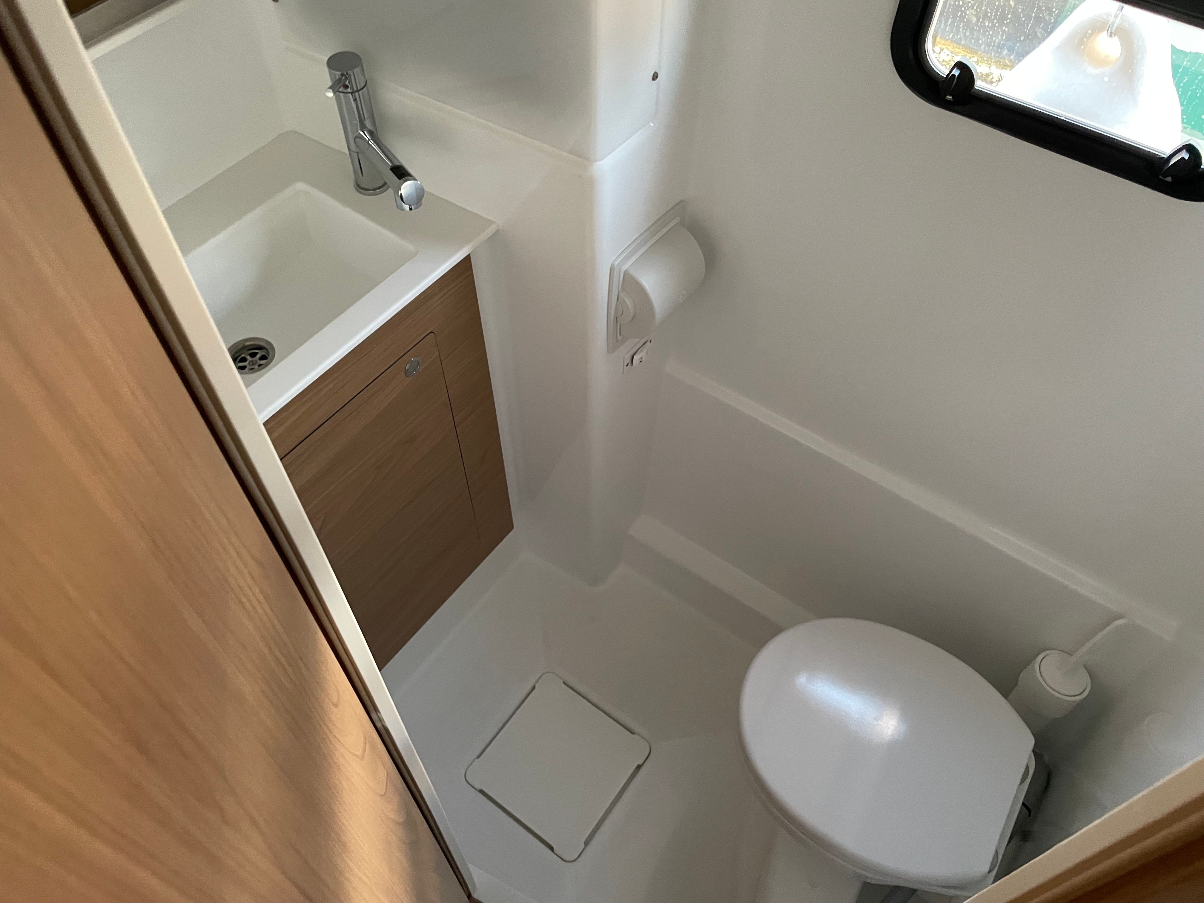 Bali Catspace | Warm Breeze