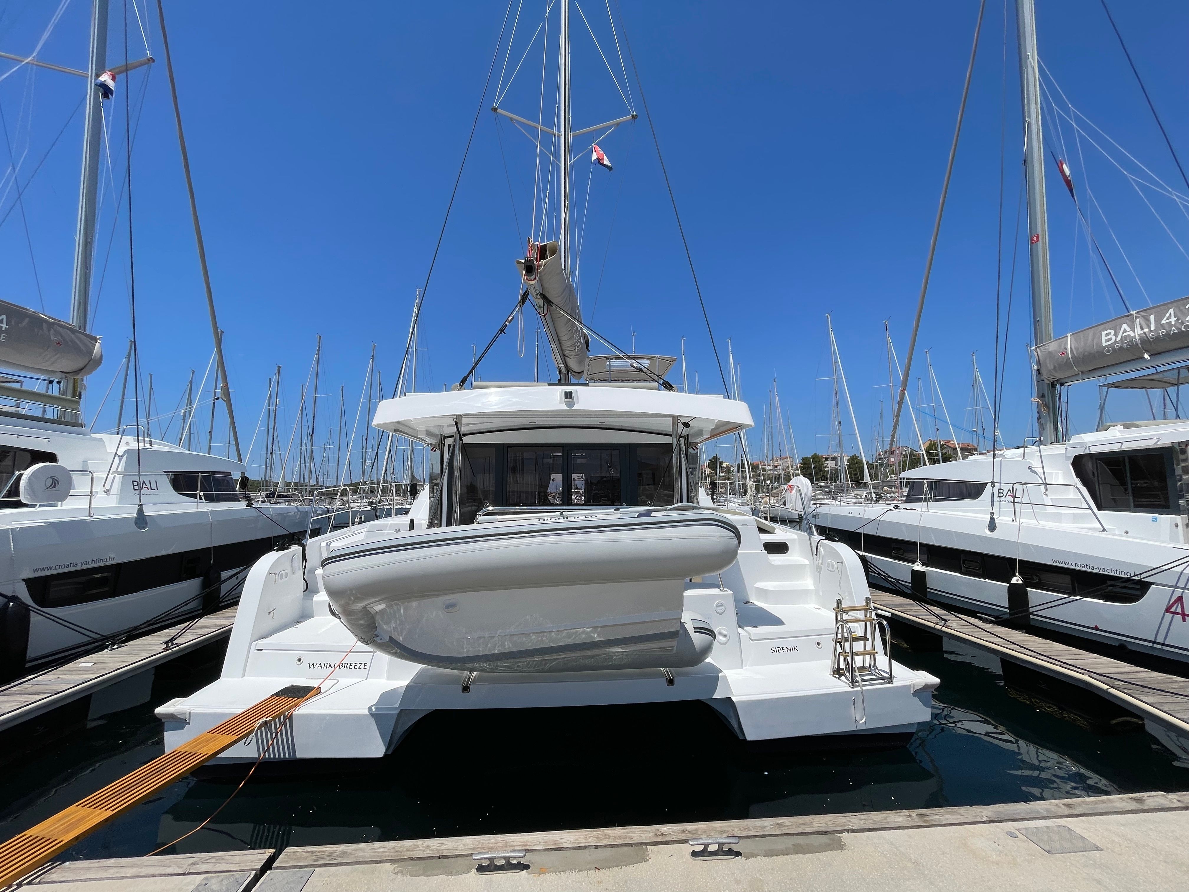 Bali Catspace | Warm Breeze