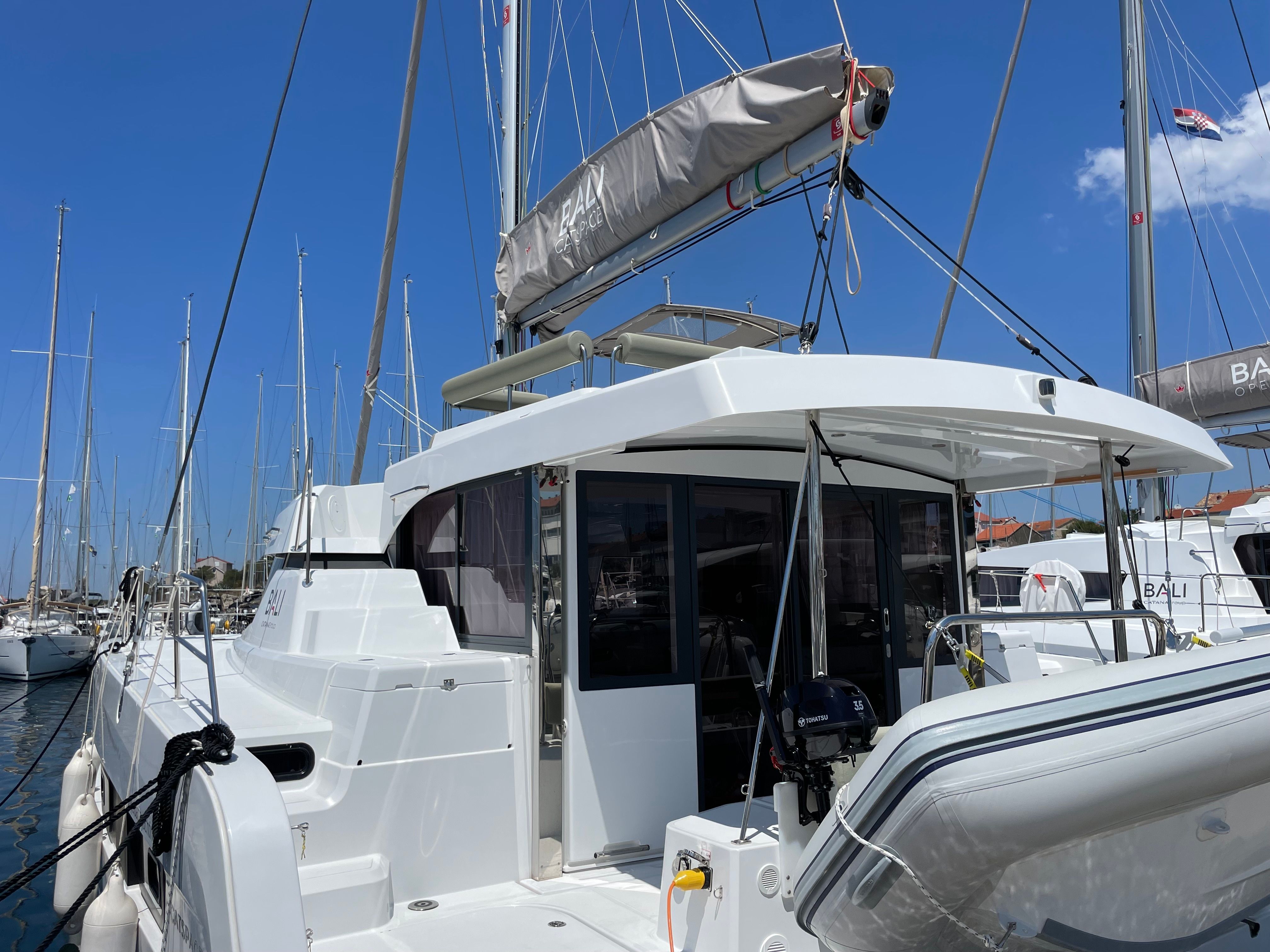 Bali Catspace | Warm Breeze