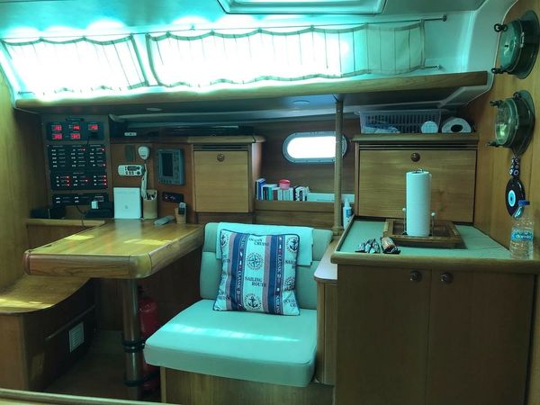 Jeanneau Sun Odyssey 43 | Pretty Girl