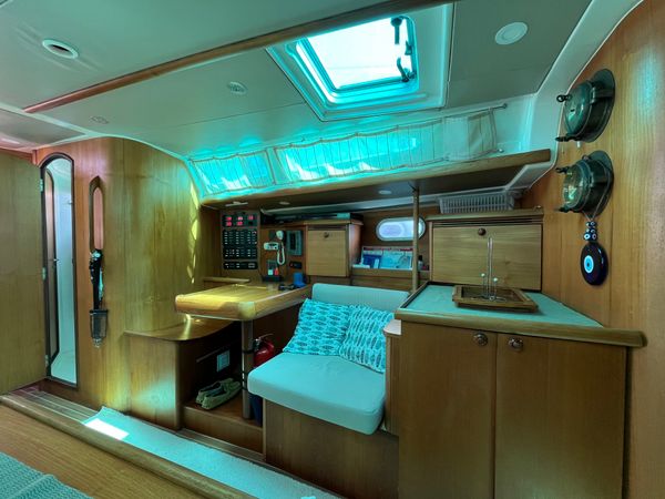 Jeanneau Sun Odyssey 43 | Pretty Girl