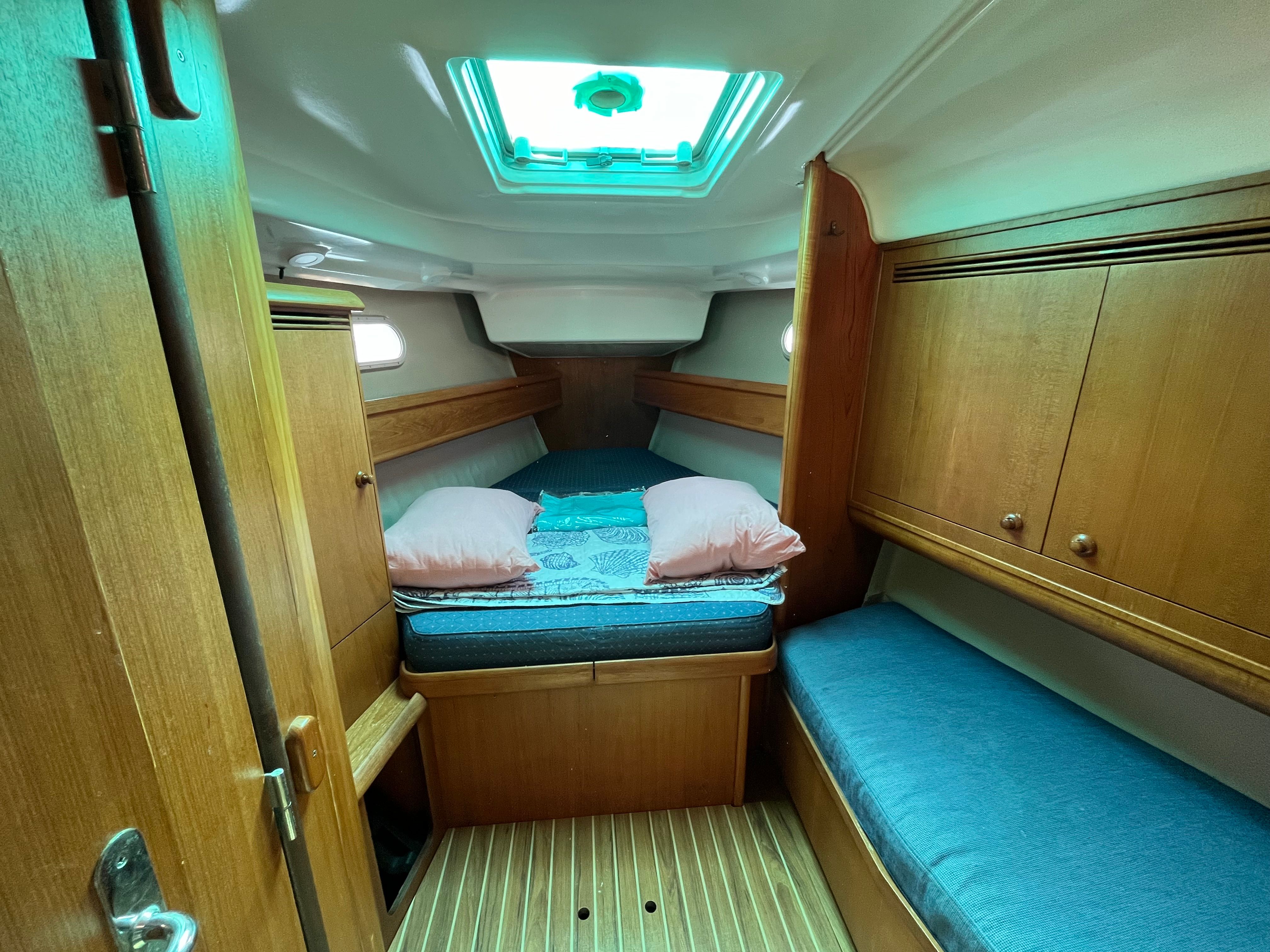 Jeanneau Sun Odyssey 43 | Pretty Girl