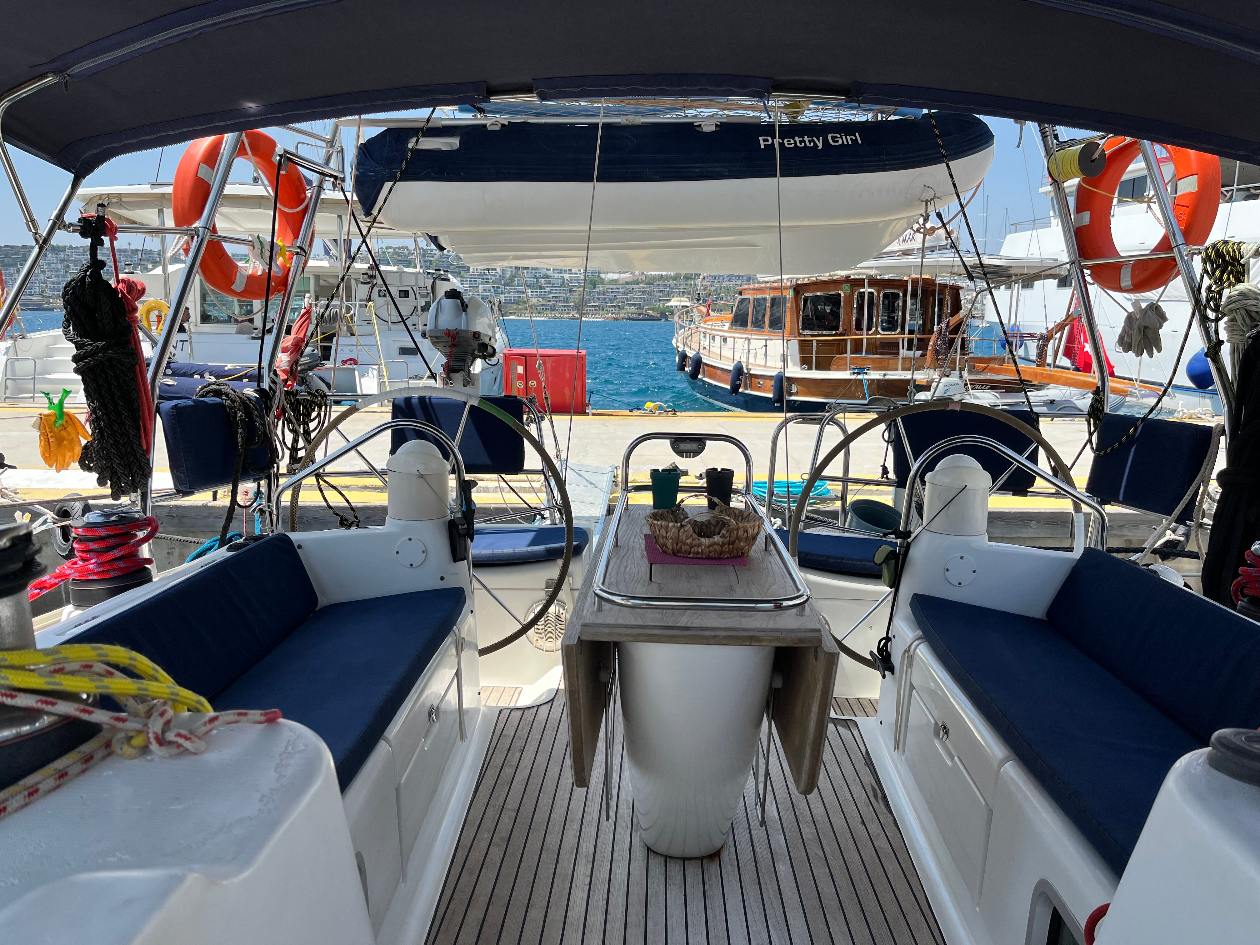 Jeanneau Sun Odyssey 43 | Pretty Girl