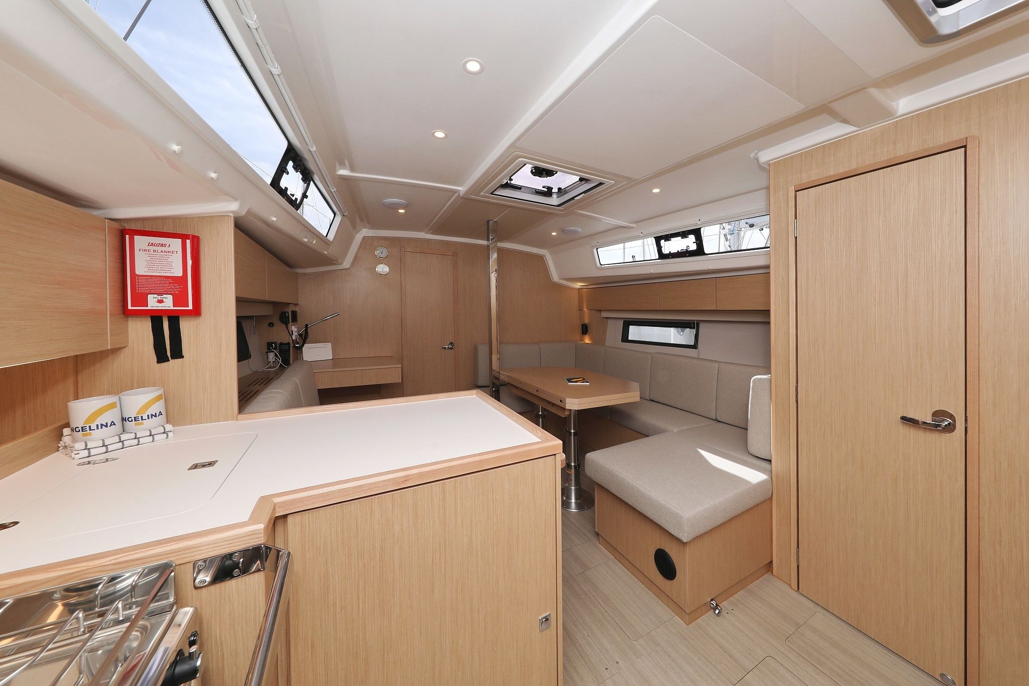 Bavaria C42 | Levente