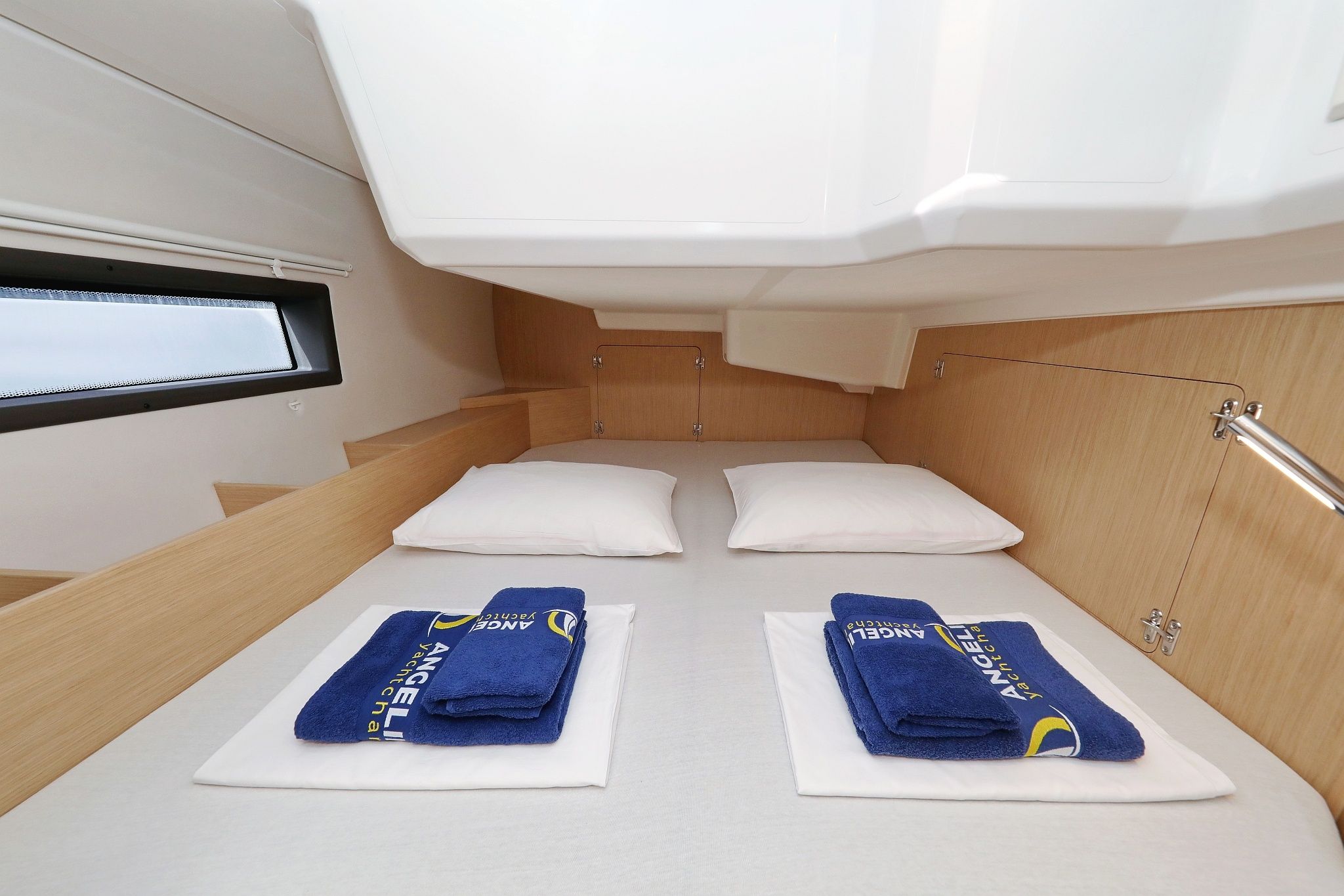 Bavaria C42 | Levente