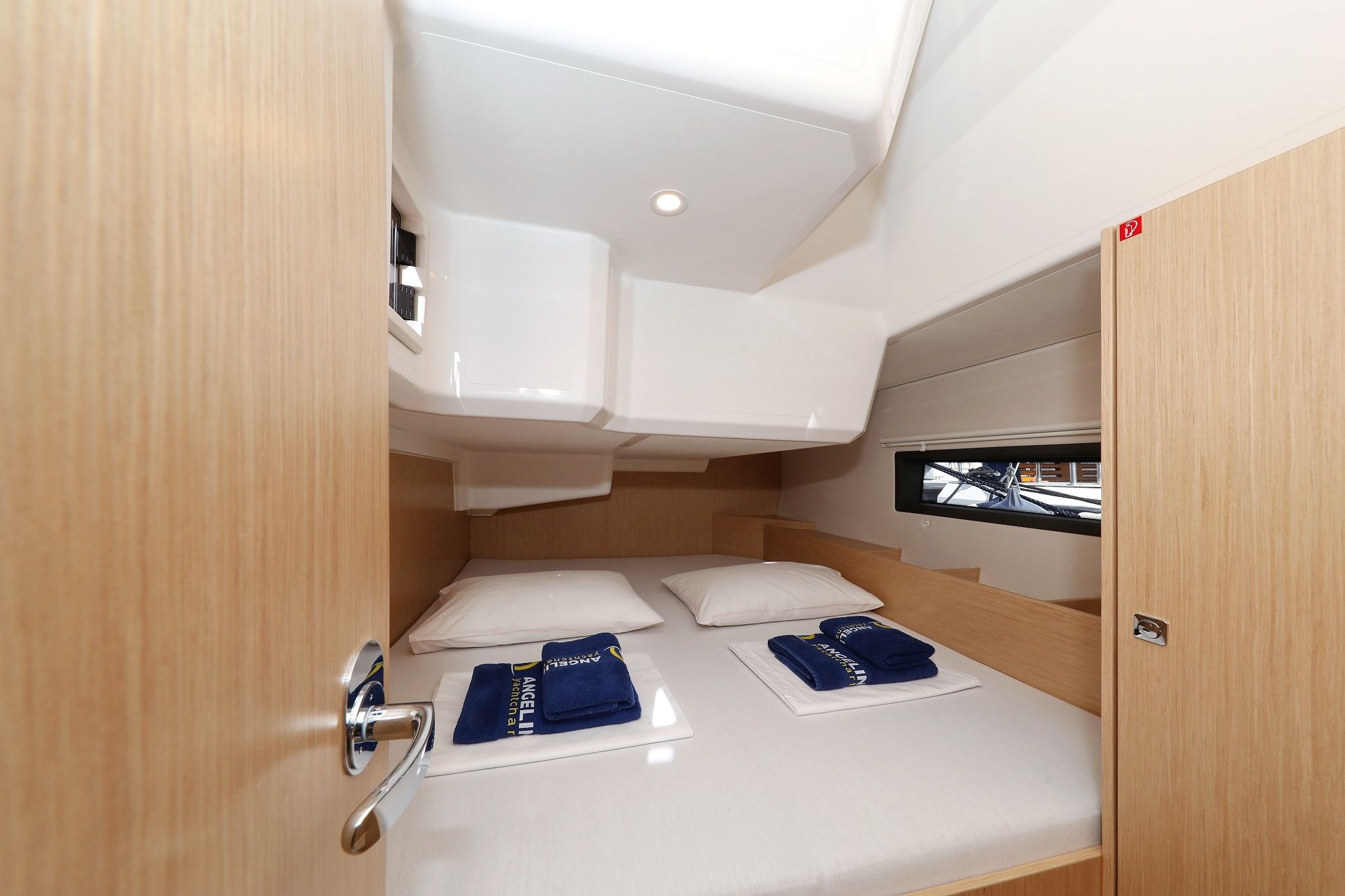 Bavaria C42 | Levente