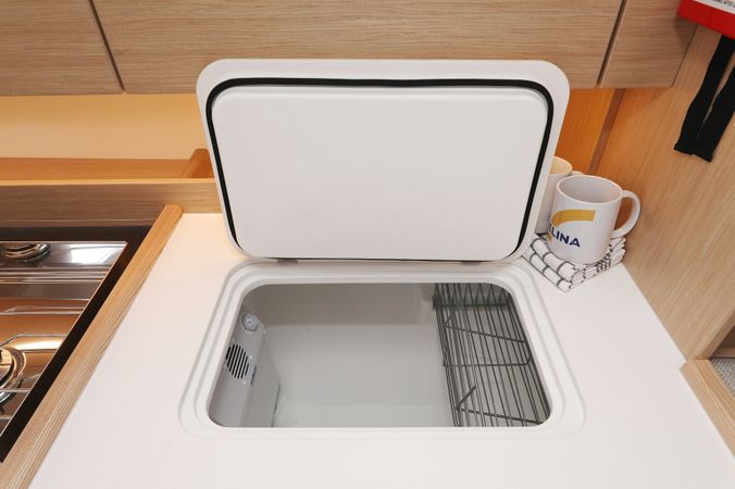 Bavaria C42 | Levente