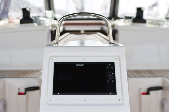 Bavaria C42 | Levente