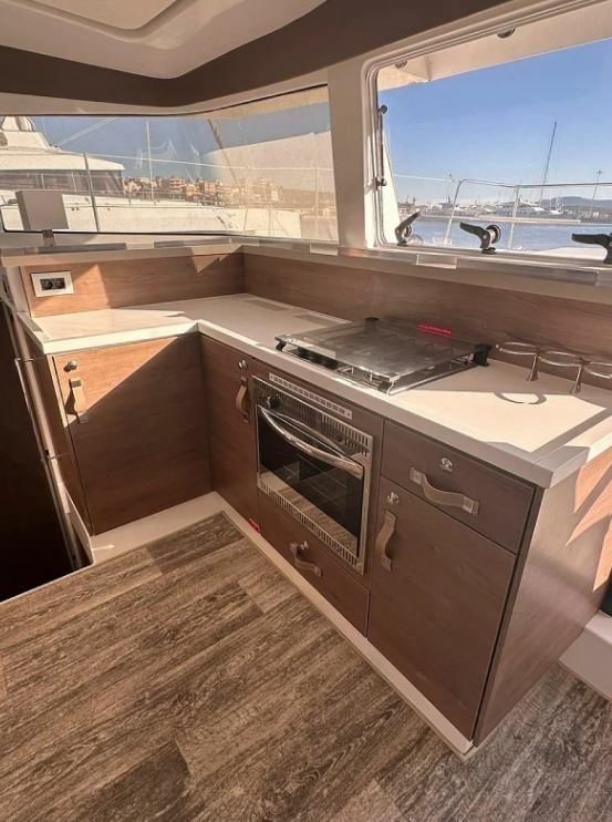 Bali 4.2 | High School