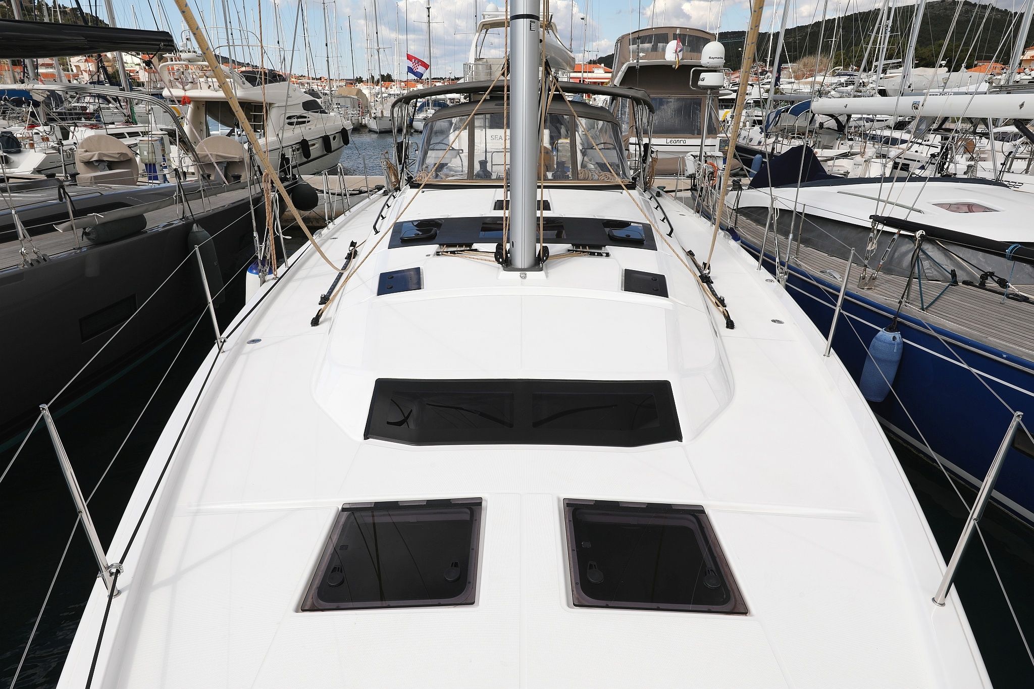 Dufour 470 | Energy