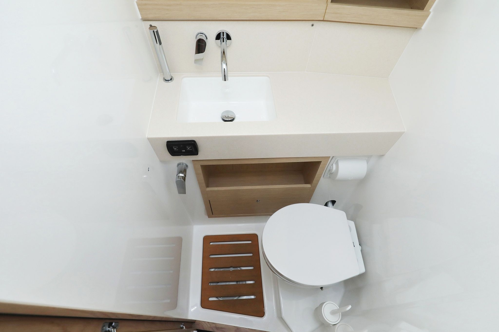 Dufour 530 | Dreamweaver