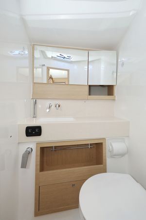 Dufour 530 | Dreamweaver