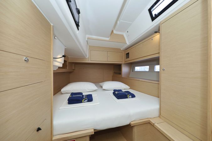 Dufour 530 | Blue Therapy