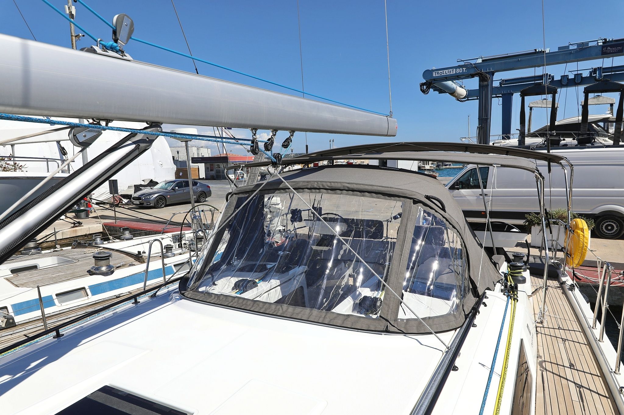 Dufour 44 | Timeless