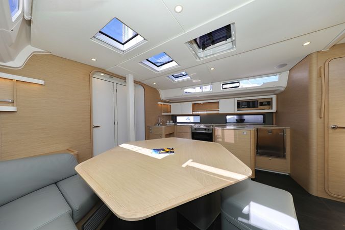 Dufour 44 | Timeless