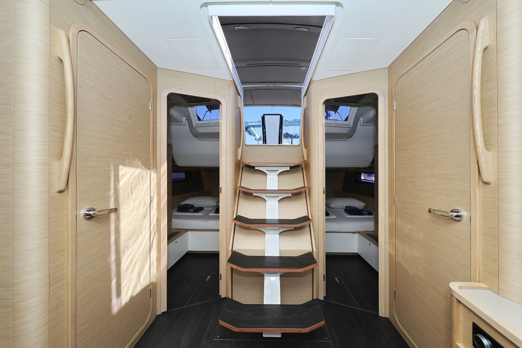 Dufour 44 | Timeless