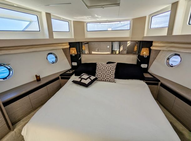 Greenline 45 Fly Hybrid | Pure