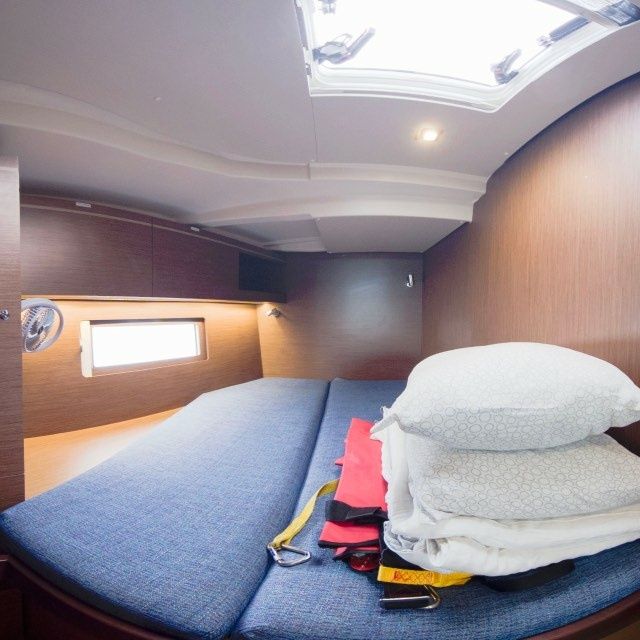 Beneteau Oceanis 51.1 | Mary-Anne