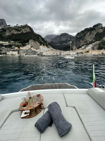 Pershing 33 | Beatrice