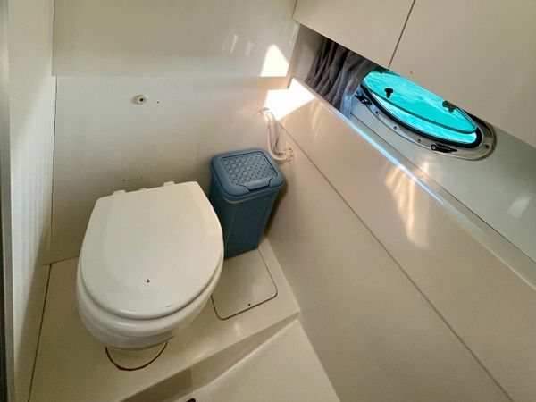 Pershing 33 | Beatrice