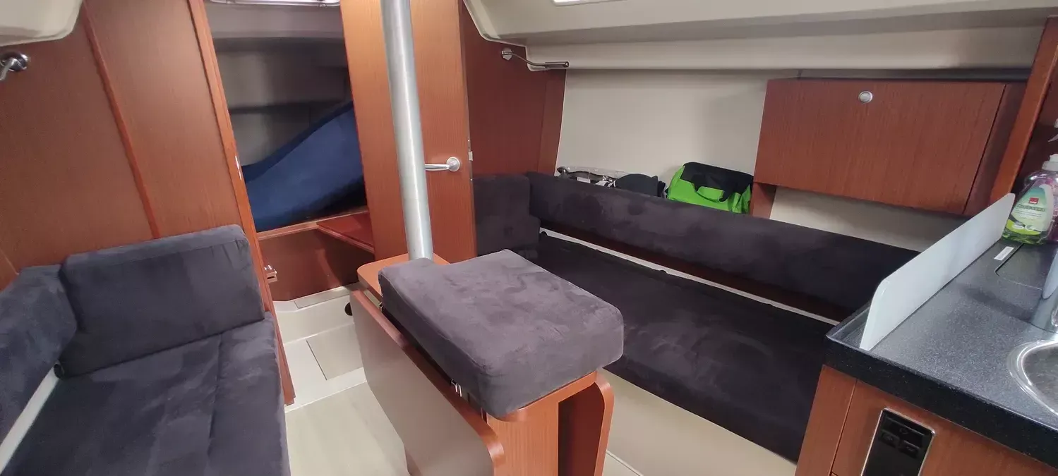Hanse 315 | Mola 24 Breege