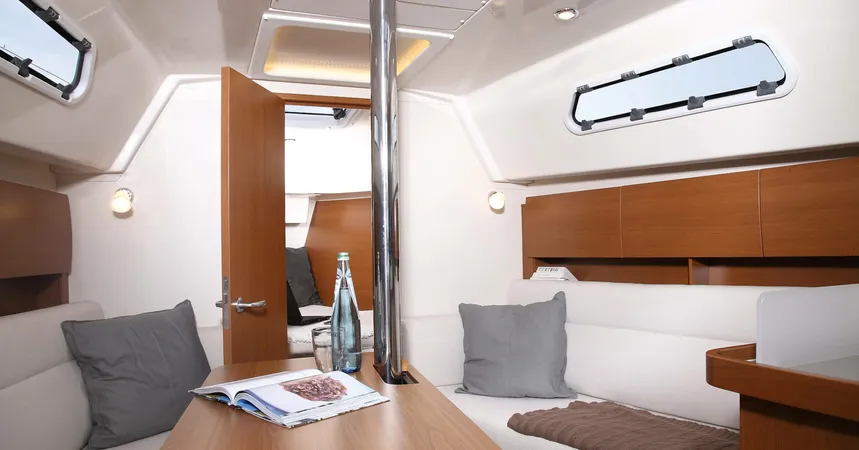 Hanse 325 | Mola 14 Breege13