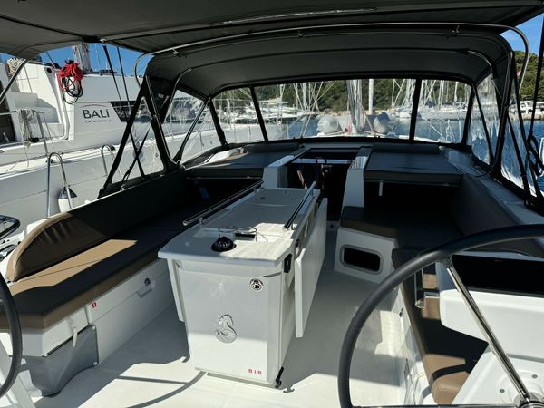 Beneteau Oceanis 51.1 | Seaduction