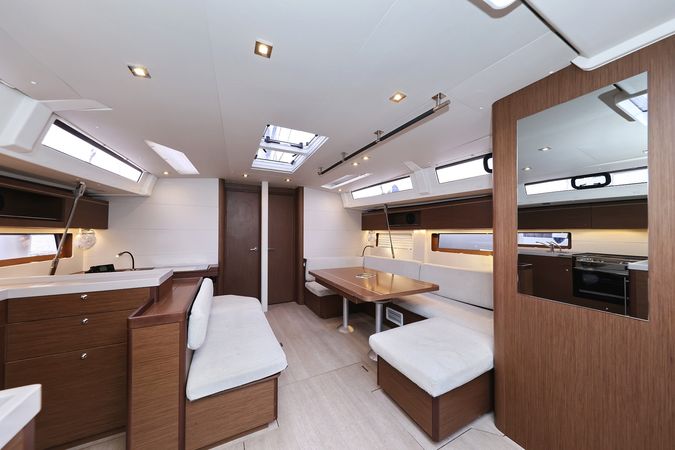 Beneteau Oceanis 51.1 | Seaduction