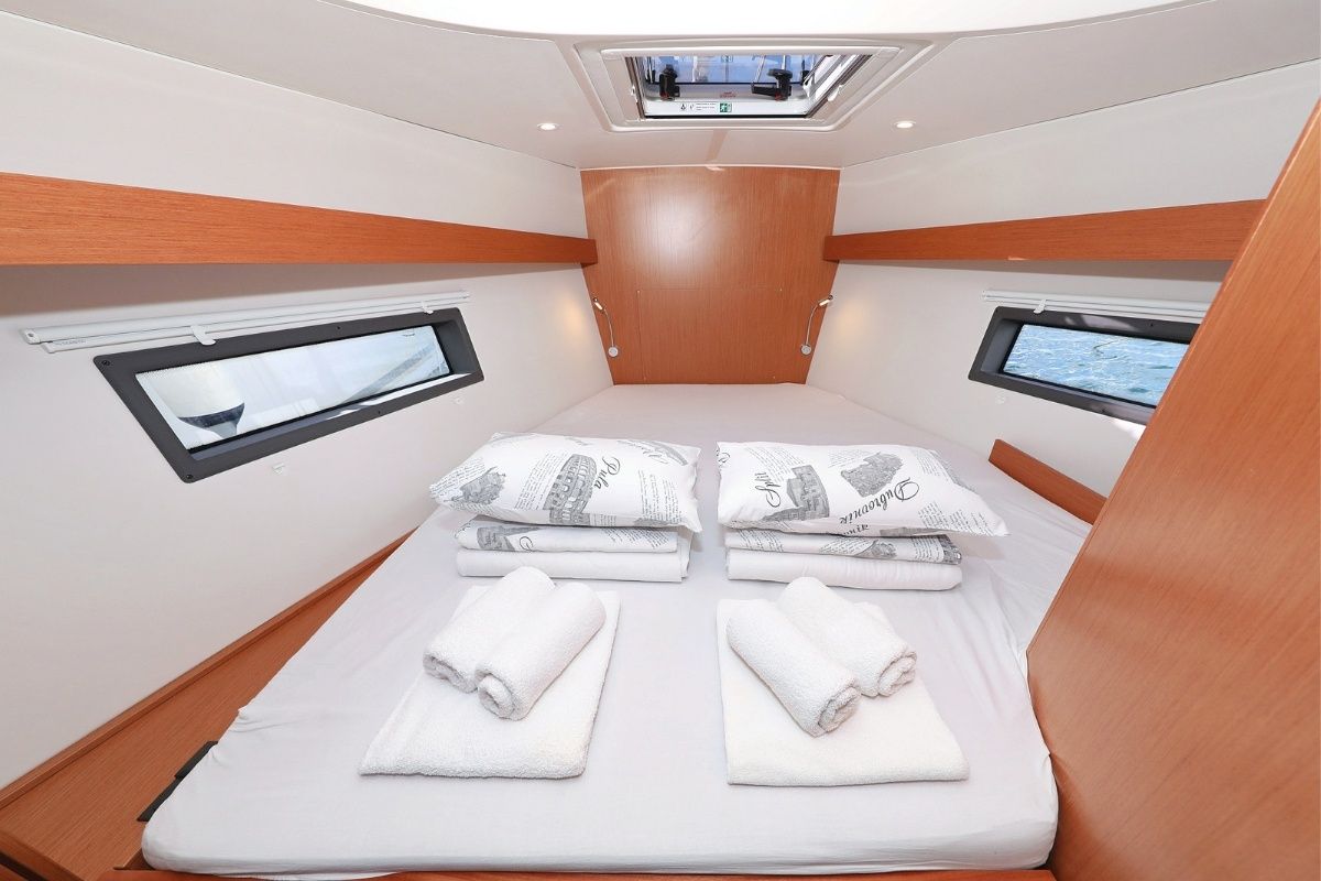 Bavaria C42 | Summertime