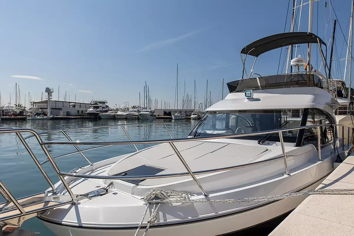 Beneteau Antares 11 Fly | Desiree