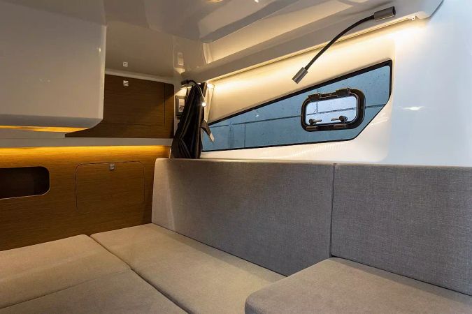 Beneteau Antares 11 Fly | Desiree