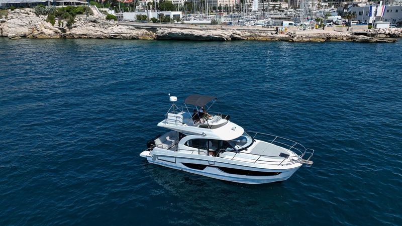 Beneteau Antares 11 Fly | Desiree