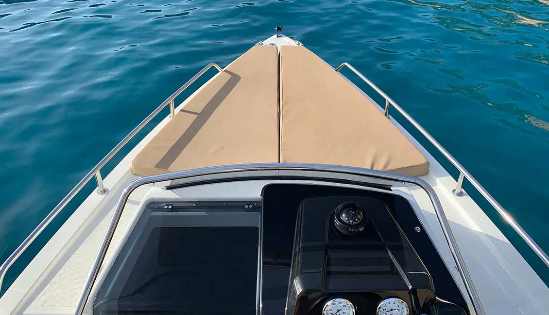 Nuva Yachts M6 | Focus